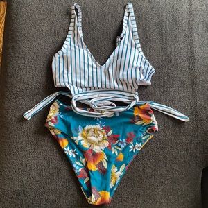 NWOT Women’s bikini